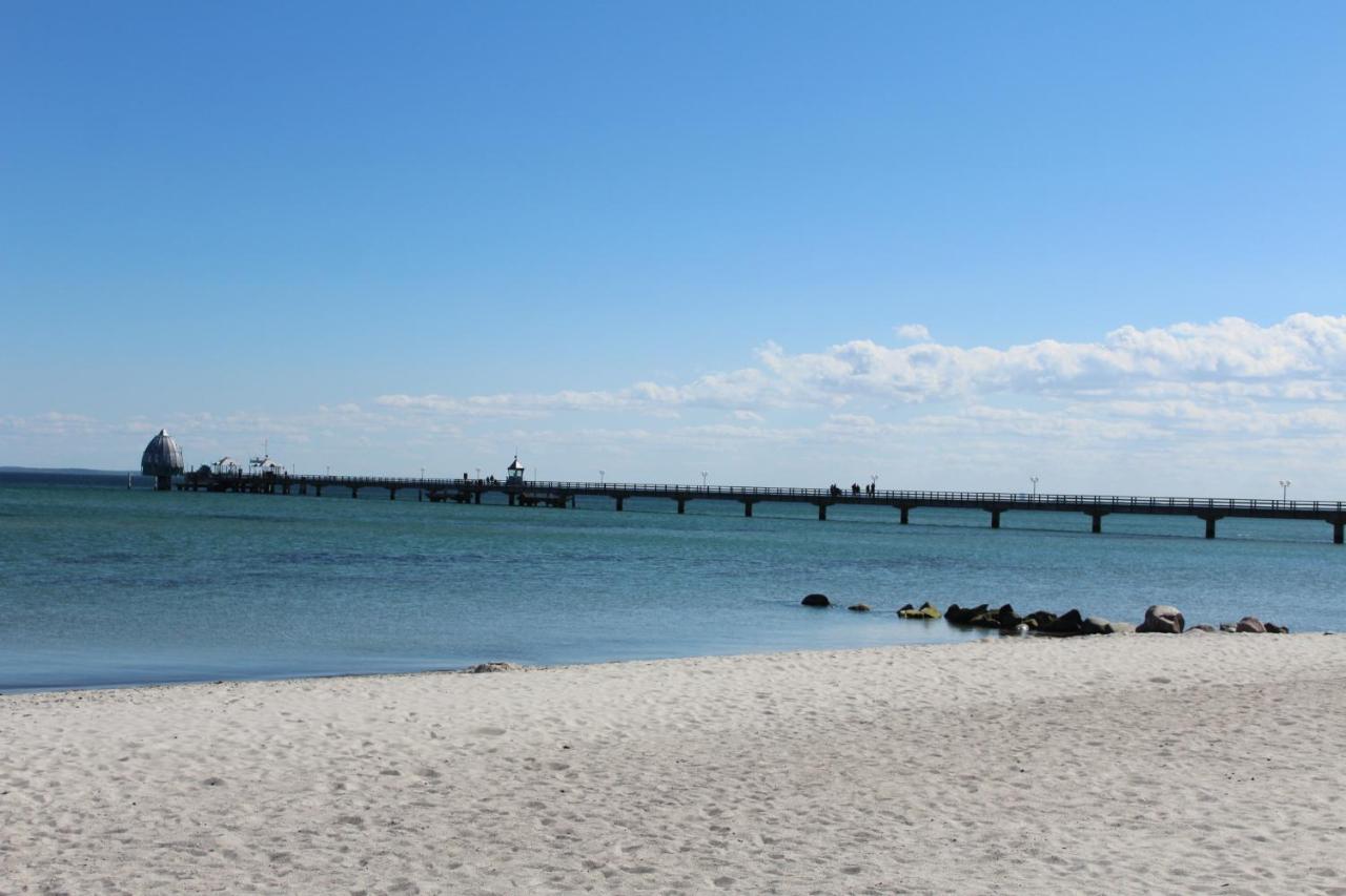 Ferienwohnungen Im Haus Strandburg Grömitz Exterior foto