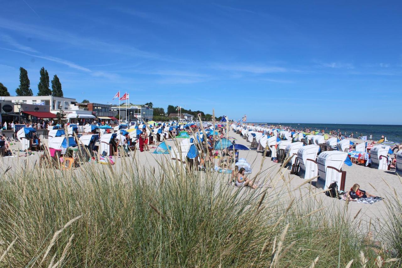Ferienwohnungen Im Haus Strandburg Grömitz Exterior foto