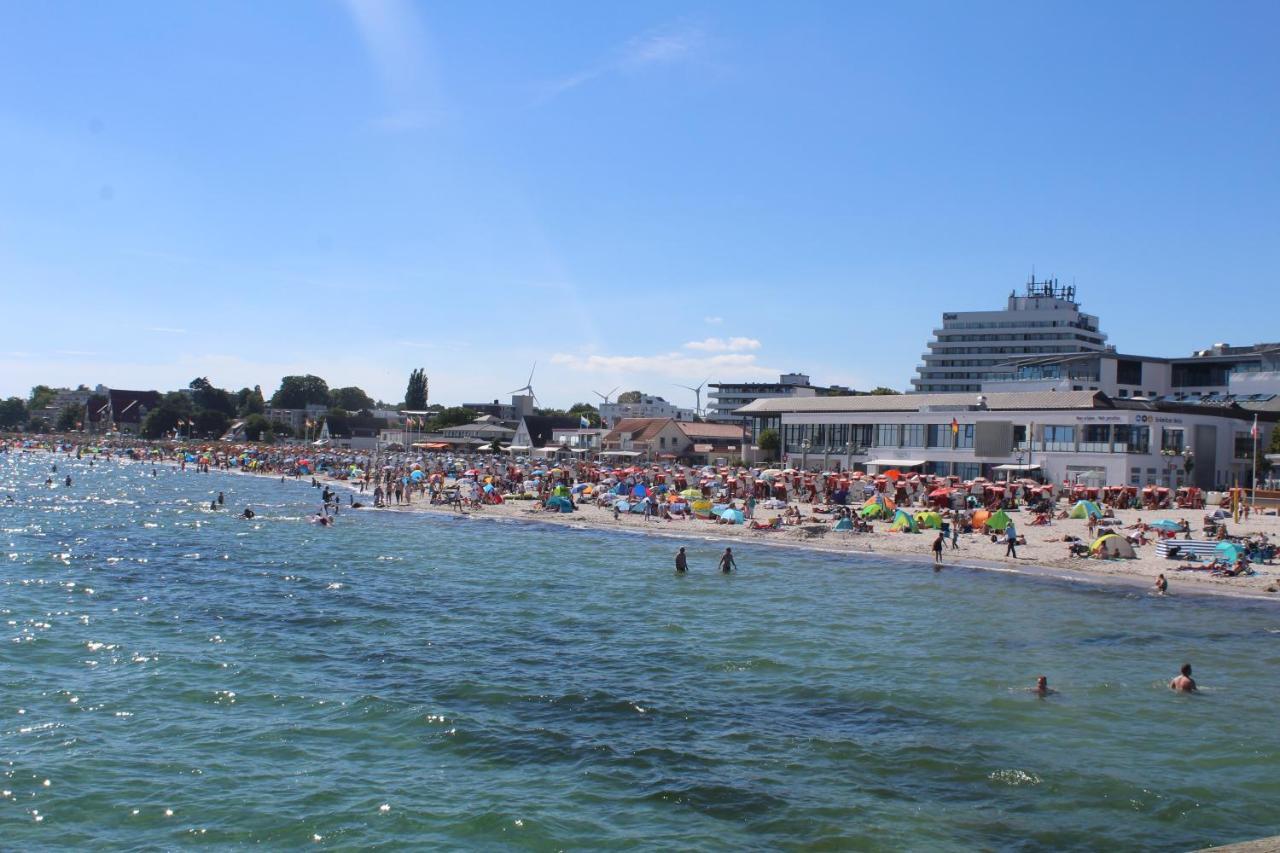 Ferienwohnungen Im Haus Strandburg Grömitz Exterior foto