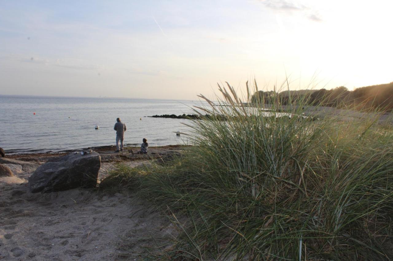 Ferienwohnungen Im Haus Strandburg Grömitz Exterior foto